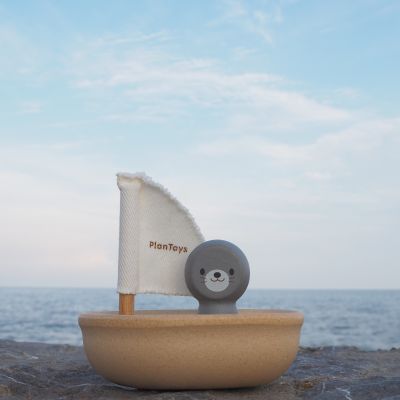 PlanToys Segelboot Robbe